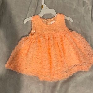 Beautiful orange dress size 0-3 months. NWT